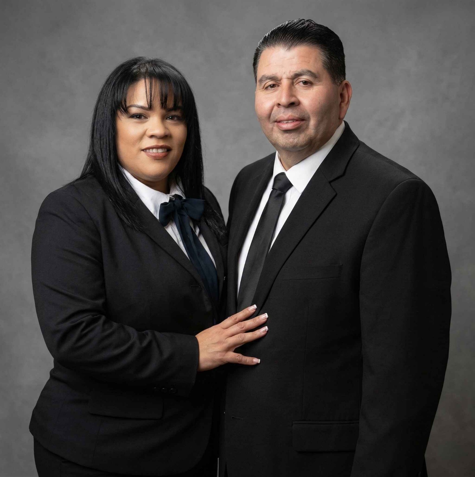 David & Yesenia Sandoval — Pastores Locales de la Iglesia Bautista Valle de Vida